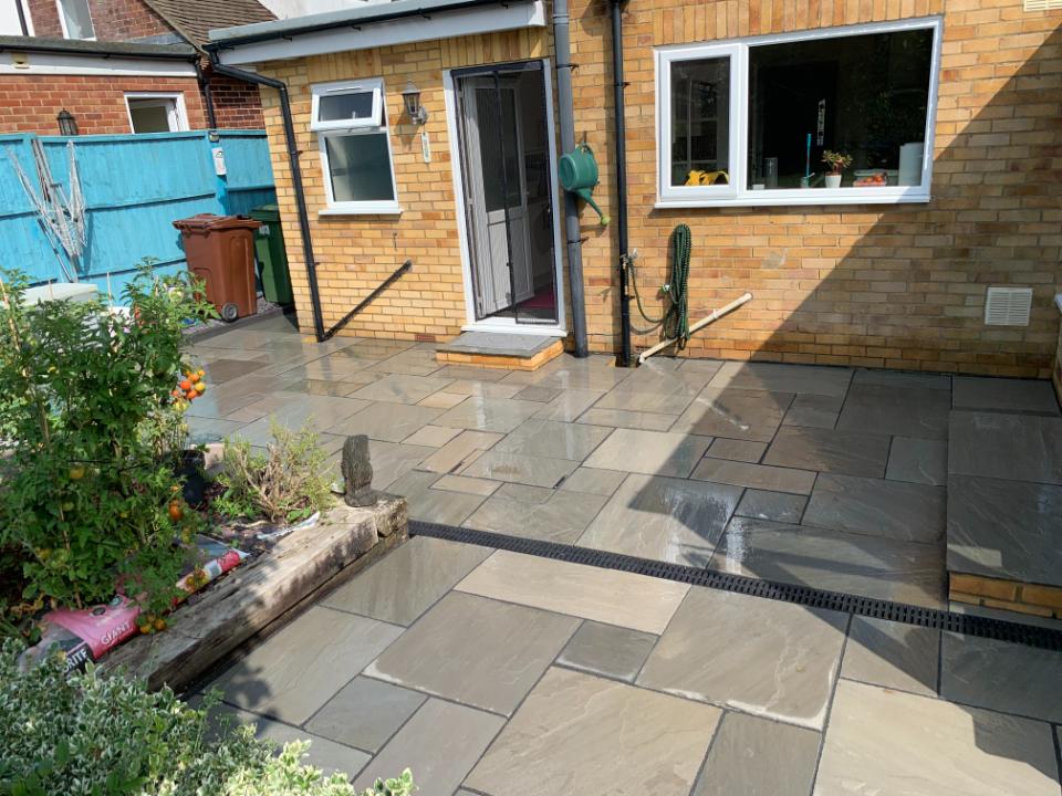 Sussex Patios & Brickwork Ltd